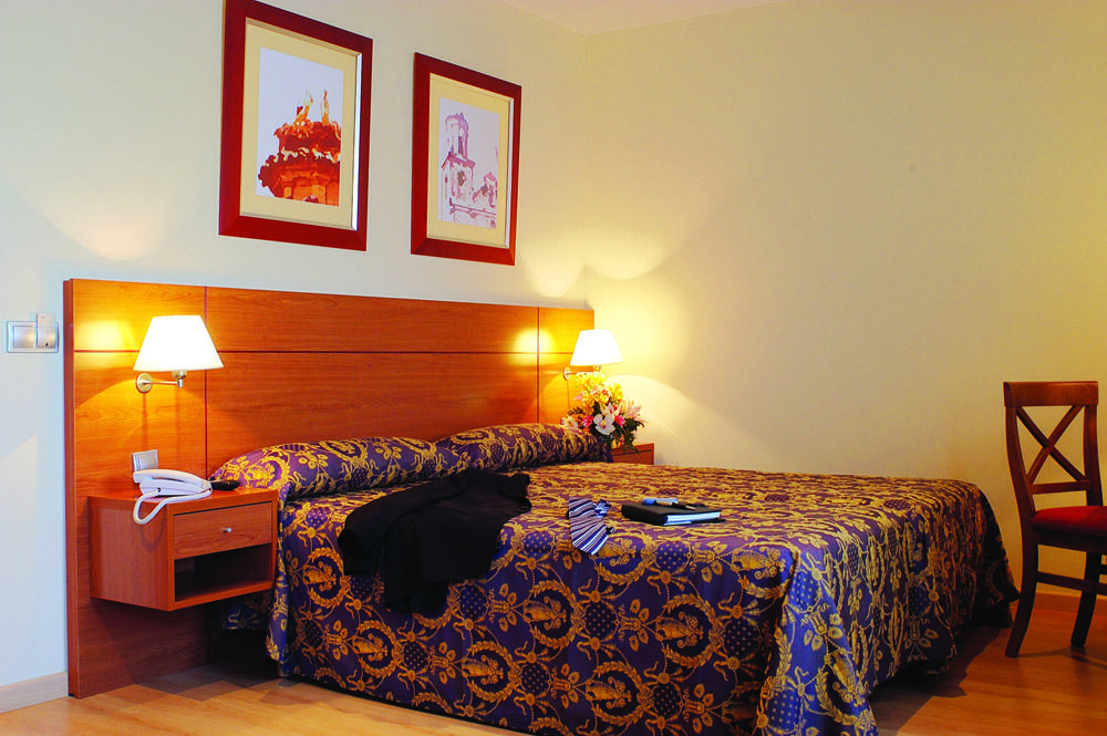 Hotel Palacios Alfaro Eksteriør bilde