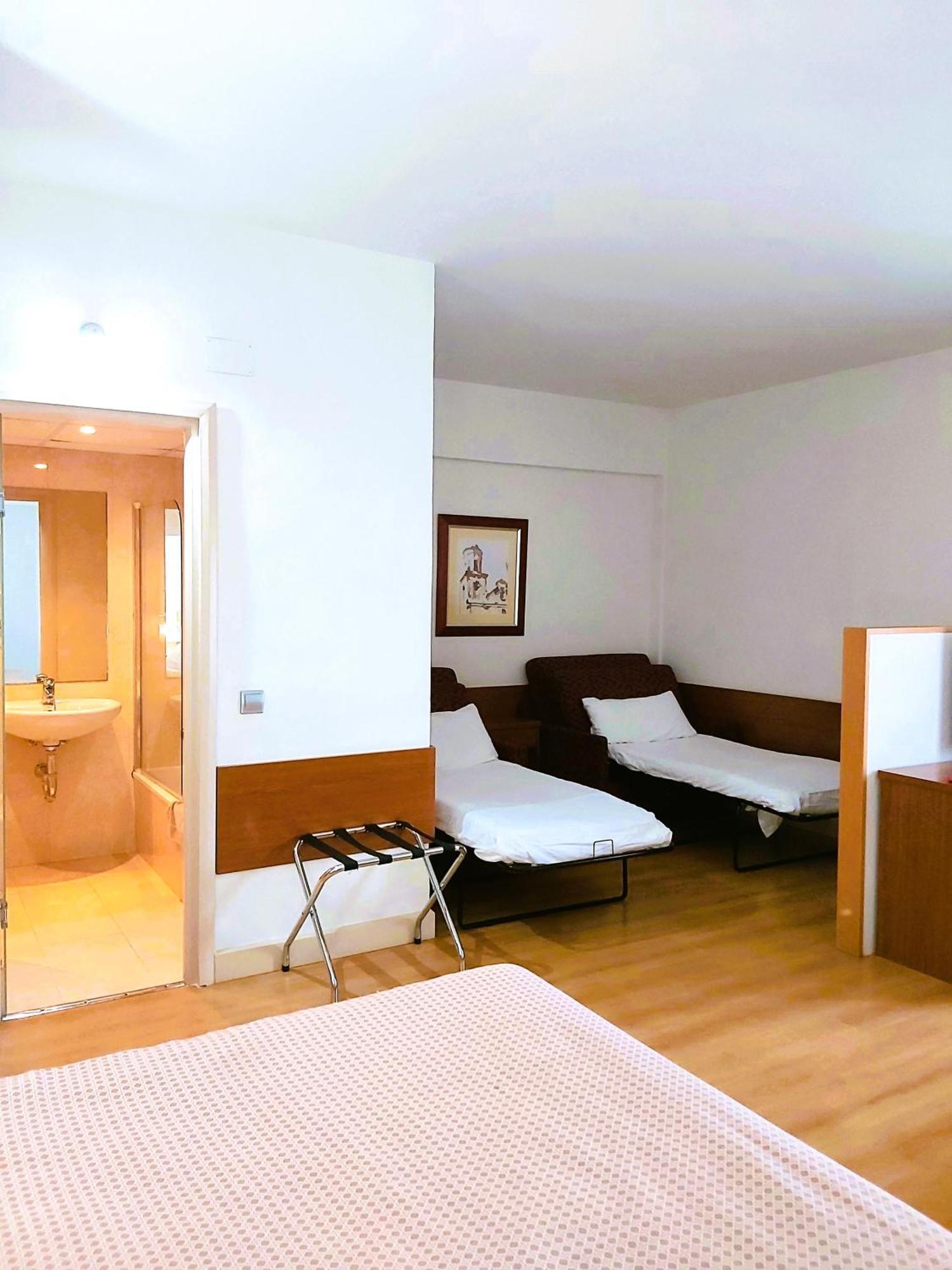 Hotel Palacios Alfaro Eksteriør bilde