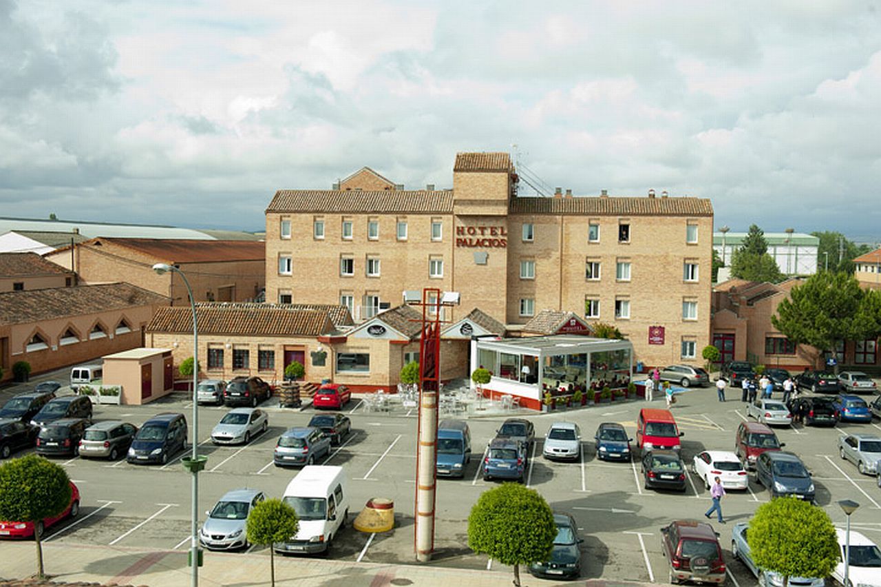 Hotel Palacios Alfaro Eksteriør bilde