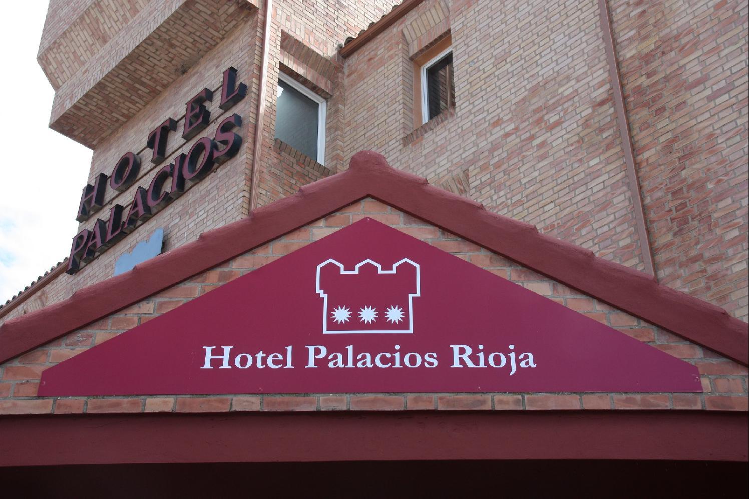 Hotel Palacios Alfaro Eksteriør bilde
